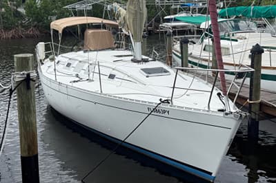 BOATZON | Beneteau First 35s5 1990