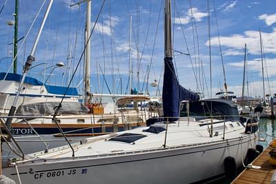 BOATZON | Beneteau First 405 Tall Rig 1988