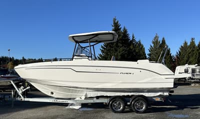 BOATZON | Beneteau Flyer 8 SPACEdeck 2024