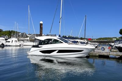 BOATZON | Beneteau Gran Turismo 32 2022