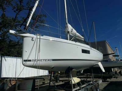 BOATZON | Beneteau Oceanis 301 292 2023 BOATZON | Beneteau Oceanis 301 292 2023