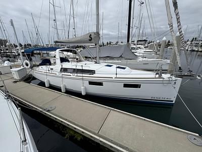 BOATZON | Beneteau Oceanis 351 2021