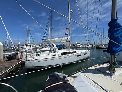 BOATZON | Beneteau Oceanis 351 2021 BOATZON | Beneteau Oceanis 351 2021