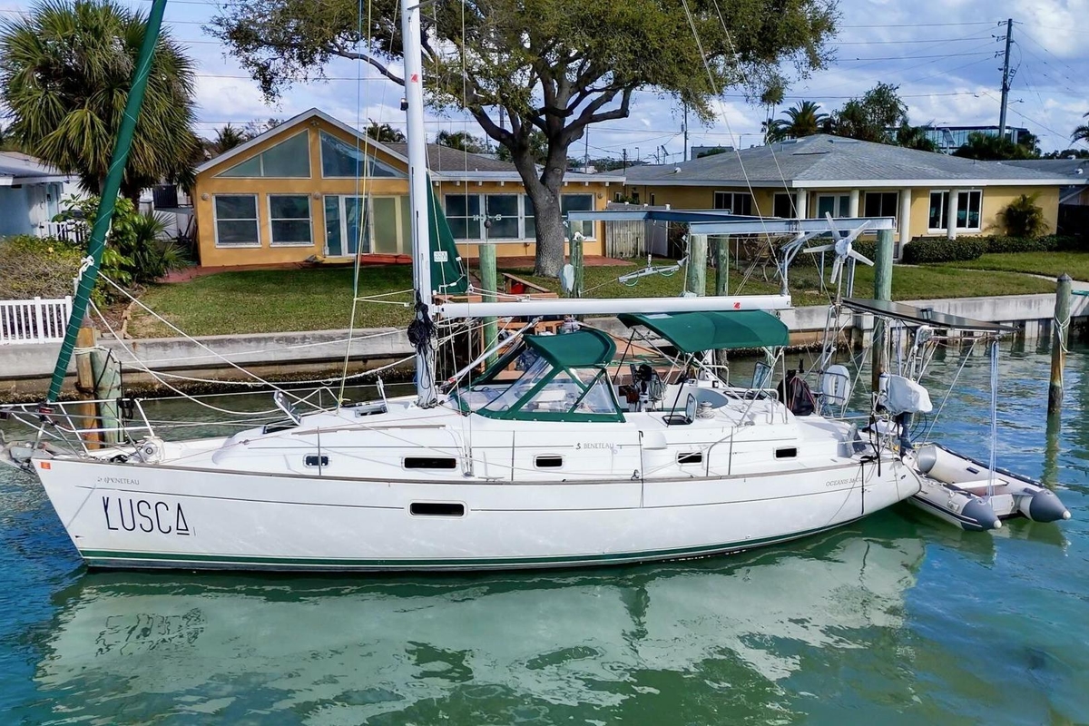 1998 Beneteau Oceanis 36 CC - Sold Boat