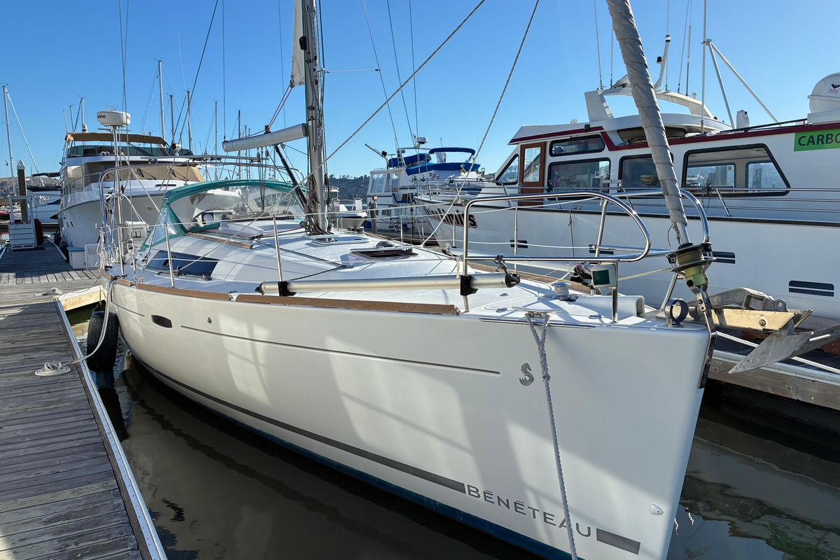2008 Beneteau Oceanis 37 - Sold Boat
