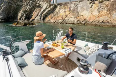 BOATZON | Beneteau Oceanis 371 2026