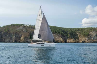 BOATZON | Beneteau Oceanis 371 ELECTRIC 2026