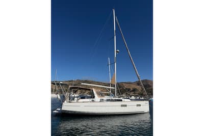 BOATZON | Beneteau Oceanis 38 2017 BOATZON | Beneteau Oceanis 38 2017