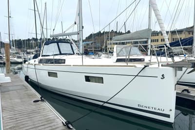 BOATZON | Beneteau Oceanis 38 2018