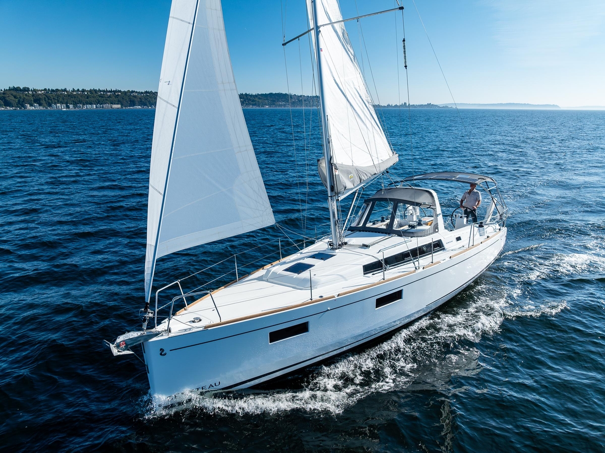 2021 Beneteau Oceanis 381 - Sold Boat