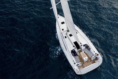 BOATZON | Beneteau Oceanis 401 2026