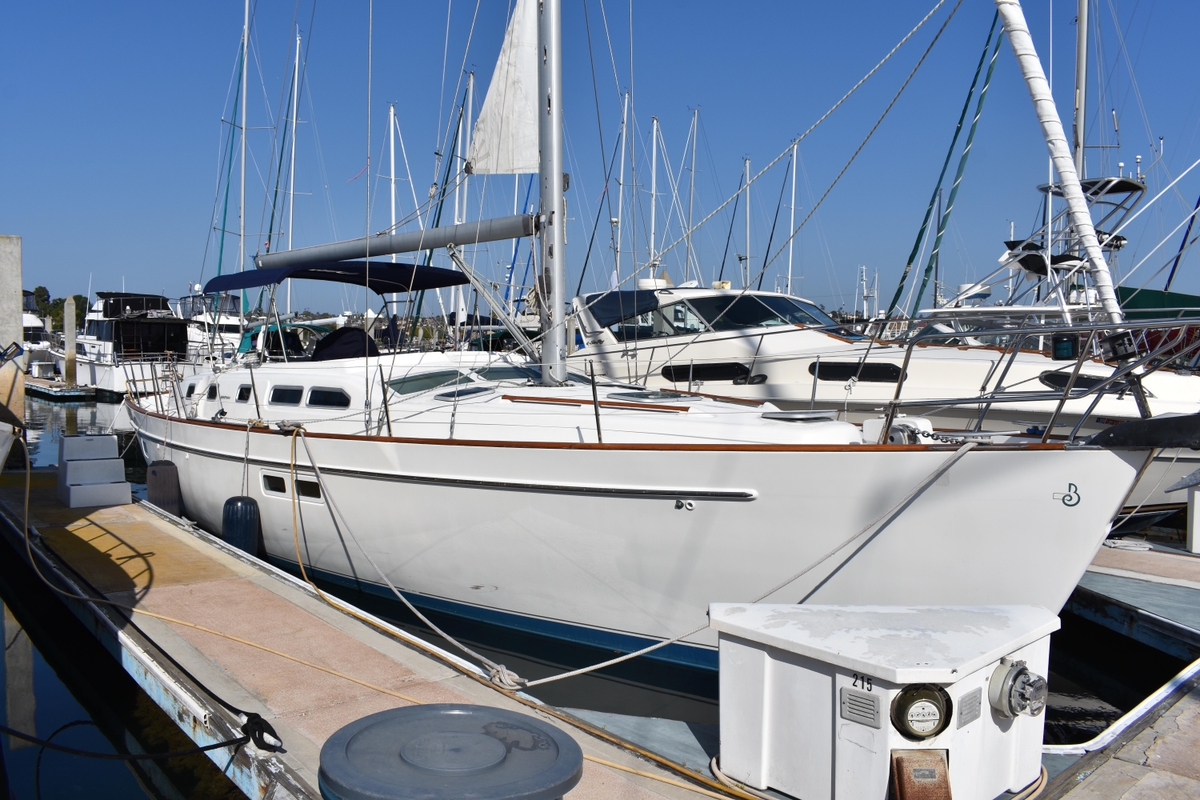 2002 Beneteau Oceanis 42CC - Sold Boat