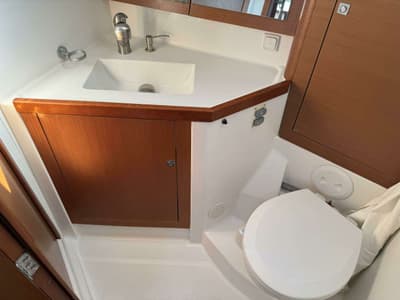 BOATZON | Beneteau Oceanis 45 2015