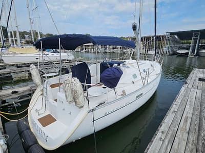 BOATZON | Beneteau Oceanis Clipper 331 2004
