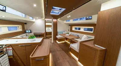 BOATZON | Beneteau OCEANIS YACHT 54 2025