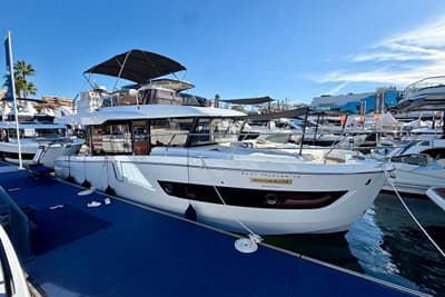 BOATZON | Beneteau Swift Trawler 43 Fly 2027