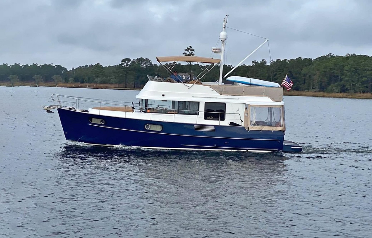 2016 Beneteau Swift Trawler 44 - Sold Boat
