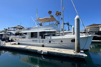 BOATZON | Beneteau Swift Trawler 44 2017