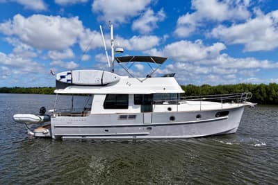 BOATZON | Beneteau Swift Trawler 44 2020