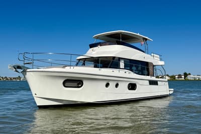 BOATZON | Beneteau Swift Trawler 48 2023