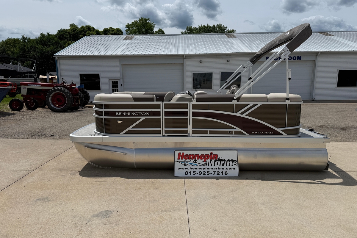 2027 Bennington 168 SL Electric - Sold Boat