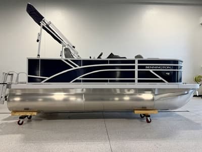 BOATZON | Bennington 168S1F 2027