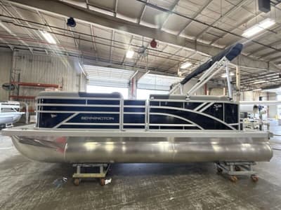 BOATZON | Bennington 18 S Cruise priced with a 50hp 2026