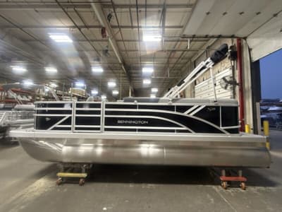 BOATZON | Bennington 18 S Fish priced with a 50hp 2026