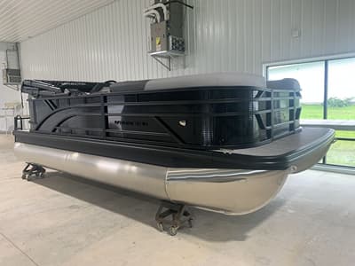 BOATZON | Bennington 20 S Quad Lounger with Honda 50hp 2027