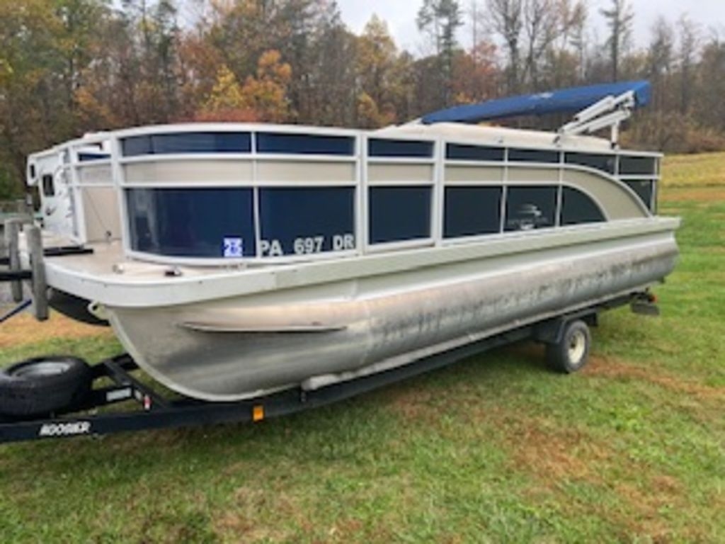 2016 Bennington 20 SF - Sold Boat