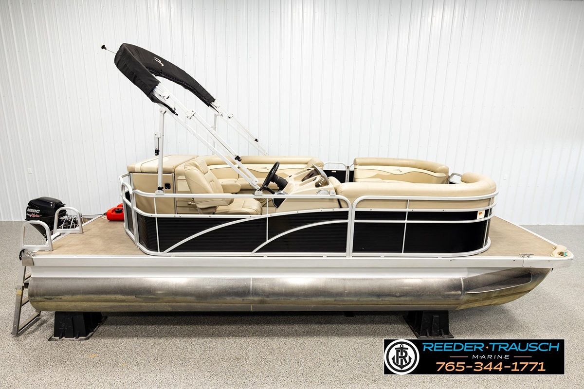 2015 Bennington 20 SLMX - Sold Boat