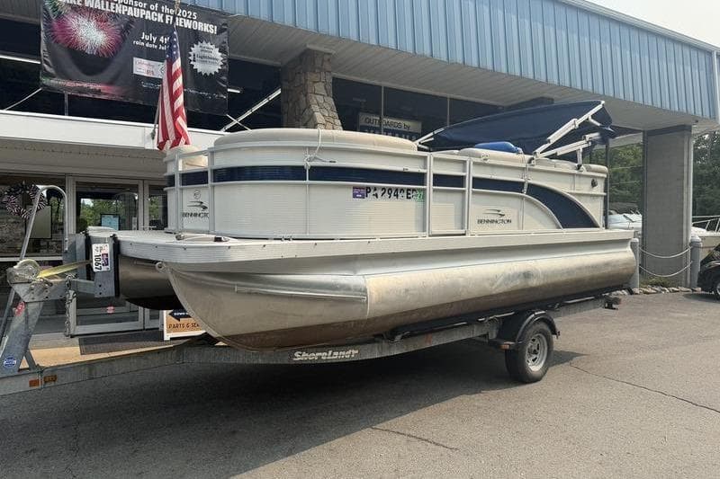 Bennington 20 SLX 2016