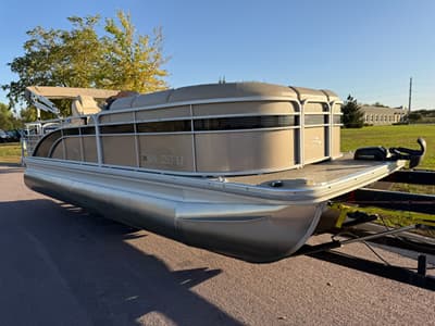 BOATZON | Bennington 2075 GS Stern Fishing 2015