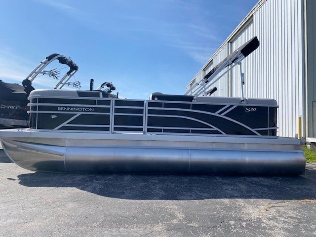 2026 Bennington 20SLSF - Sold Boat