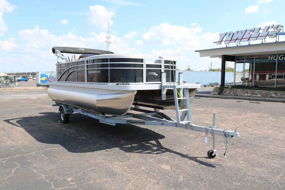 2026 Bennington 20SSRCX STERN RADIUS - Sold Boat