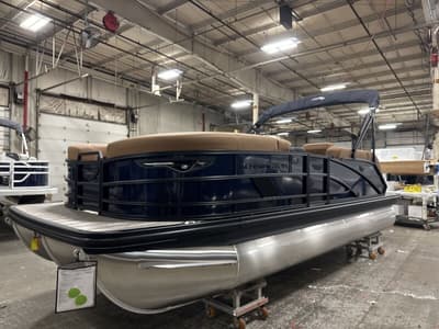 BOATZON | Bennington 21 M 2026