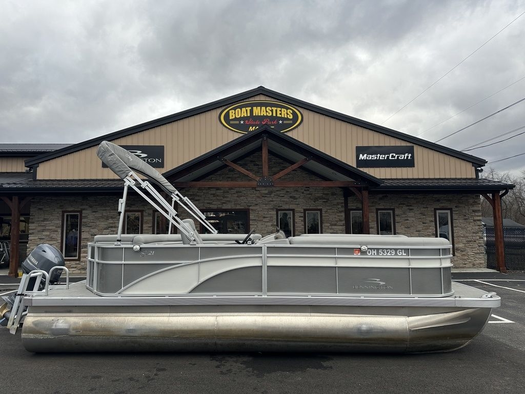 2023 Bennington 21 SL - Sold Boat