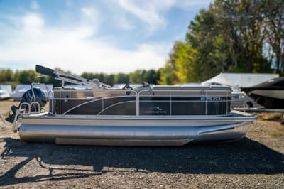 BOATZON | Bennington 21 SLX 2016