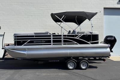 BOATZON | Bennington 21 SSR 2026