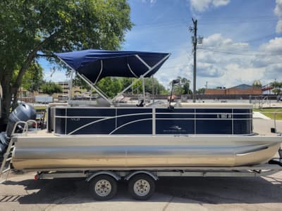 BOATZON | Bennington 21SLX 2018
