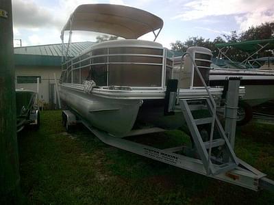 BOATZON | Bennington 21SLX Tritoon 2018 BOATZON | Bennington 21SLX Tritoon 2018