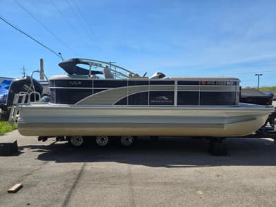 BOATZON | Bennington 21SSRX 2020
