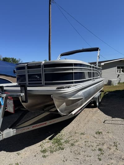 BOATZON | Bennington 22 LCW 2024