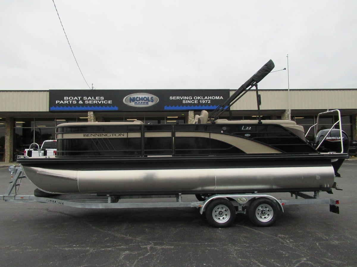 2024 Bennington 22 LFB - Sold Boat