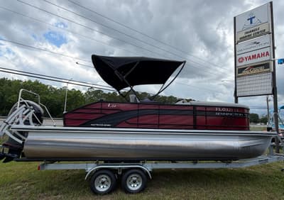 BOATZON | Bennington 22 LSB Tritoon w Yamaha 175 VMAX SHO 2022