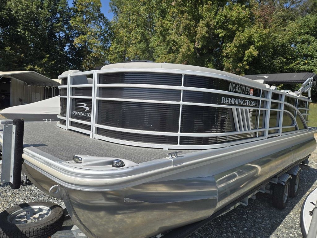 2021 Bennington 22 LSR - Sold Boat
