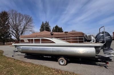 BOATZON | Bennington 22 LSR 2022