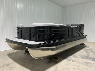 BOATZON | Bennington 22 S Quad Lounger with Honda 50hp 2027