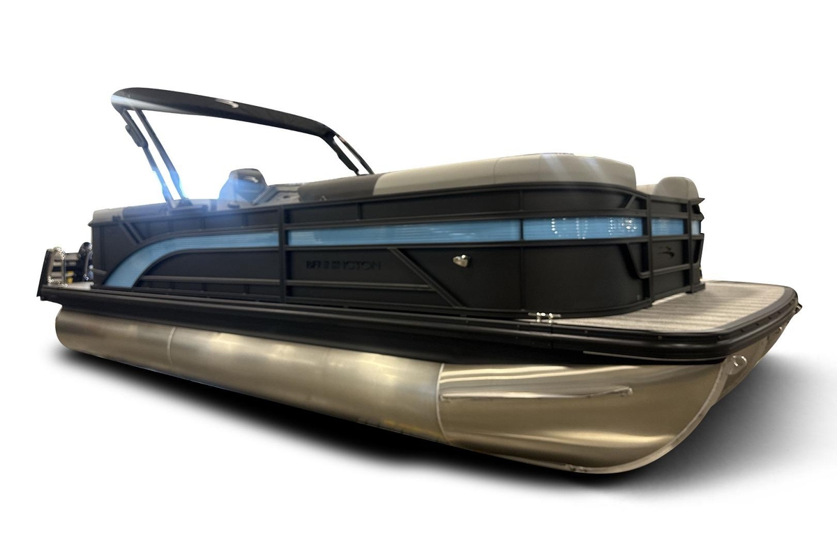2026 Bennington 22 S STERN RADIUS - Sold Boat