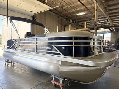 BOATZON | Bennington 22 S SWINGBACK 2026